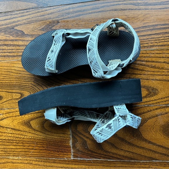 Teva flatform universal sandal - Picture 3 of 5